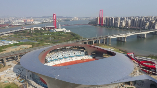 Desheng Sports Center will be put into use soon. 南方+ 戴嘉信 拍摄