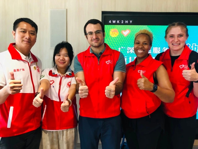 A voluntary study session of environmental protection organized by Xie's team.