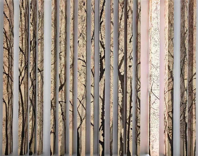 馮永基 Raymond Fung 
萬(wàn)語(yǔ)千言 Ten Thousand Words
紙本水墨設(shè)色、鋁、燈 Ink on paper, aluminum, and light